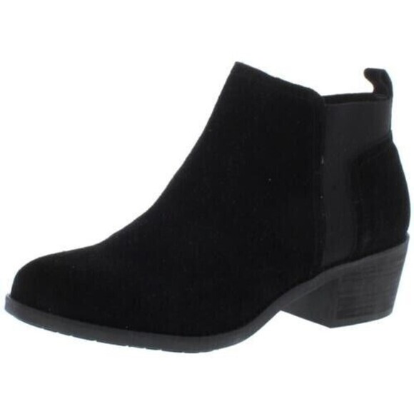 me too Women Black Suede Zarita Ankle Bootie 6 - Picture 1 of 8